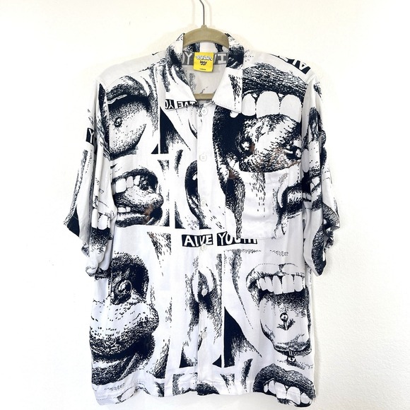 Polar Skate Co. Other - Iggy X Polar Skate Co Alternative Mens Shirt All Over Mouth Sz L  Button Up RARE